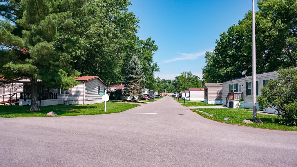 West Glen Village, Indianapolis, IN