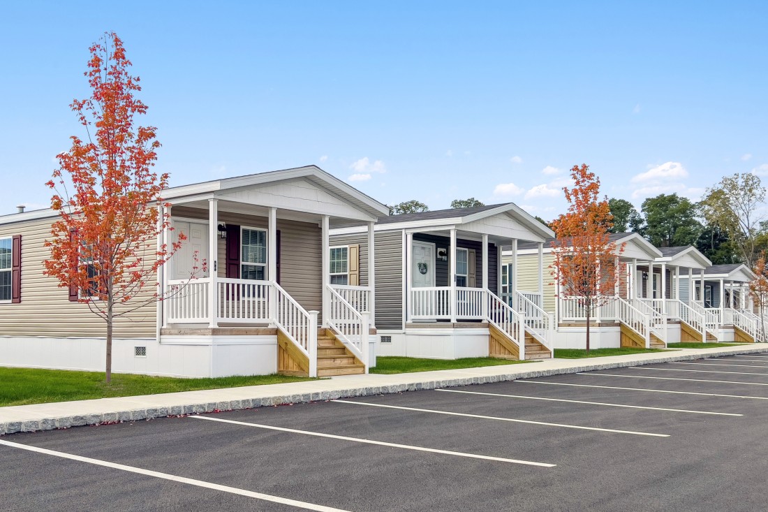 Manufactured Homes for Sale | Bayshore Home Sales
 - 23_5-Ba-Mar-Dr-Stony-Point-NY-42_sny_for_Leslye_flat
