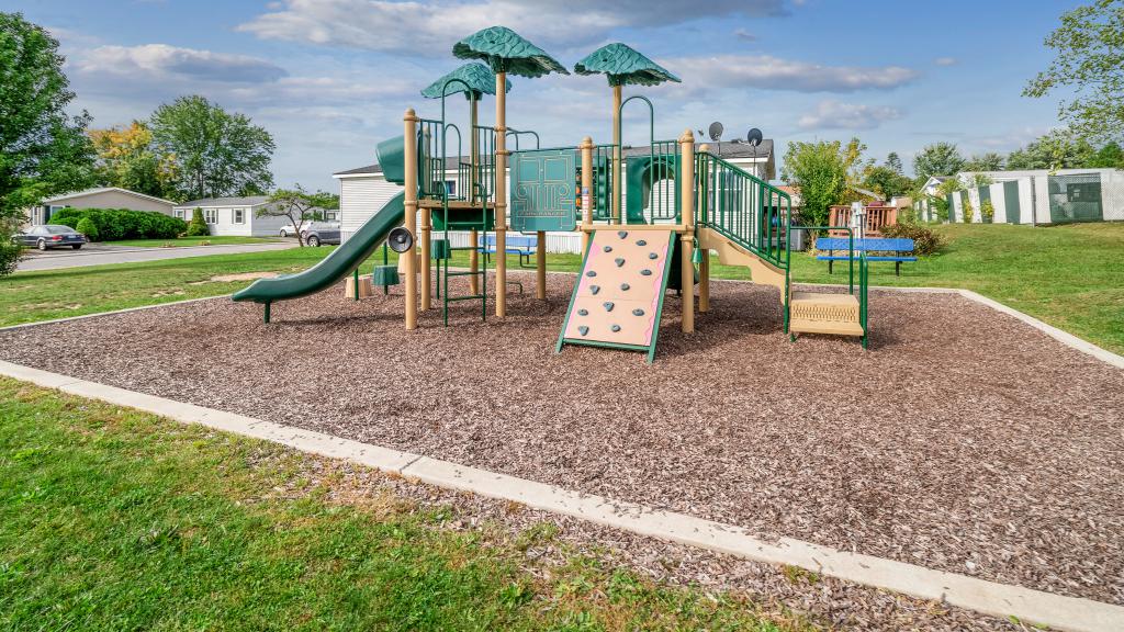 Discover the Best Manufactured Home Communities near Ann Arbor - Orchard%20Grove%20community%20playground%20in%20Ann%20Arbor%20MI