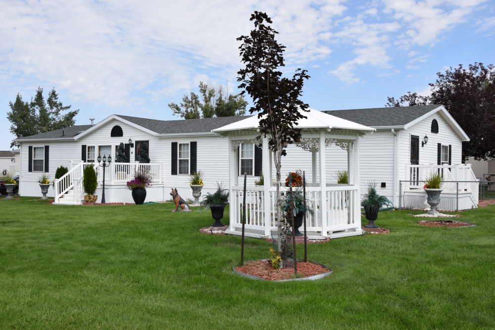 Terrace community manufactured home view