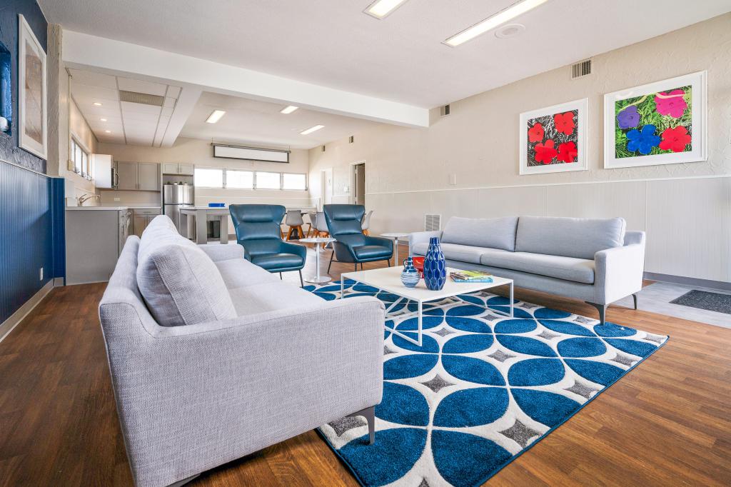 Discover Affordable Living: Manufactured Home Community in Chicago - 404-7539