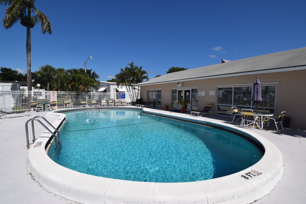 community outdoor pool at Havenwood in Pompano Beach FL