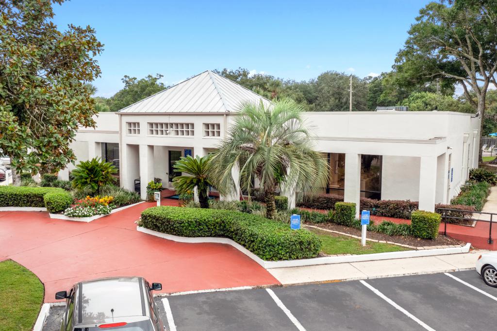 Discover the Best Manufactured Home Community in Jacksonville - Countryside%20Village%20outer%20entrance%20-%20Jacksonville%20FL