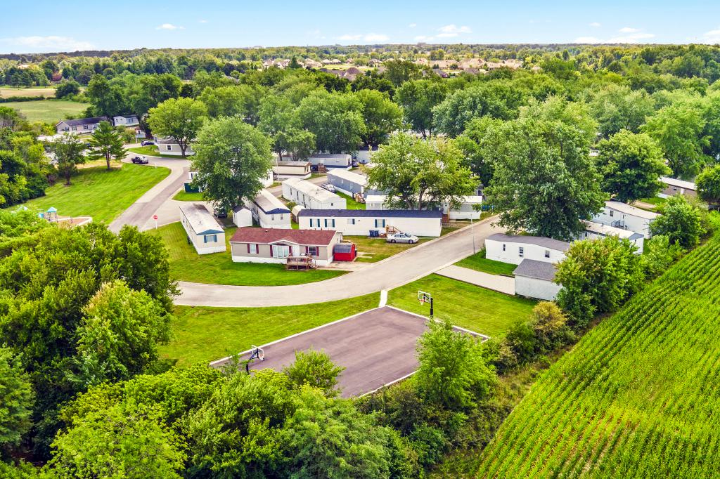 Muncie’s Manufactured Home Communities | View Ideal Living Options - Countryview%20Farms%20community%20view%20Muncie%20Indiana