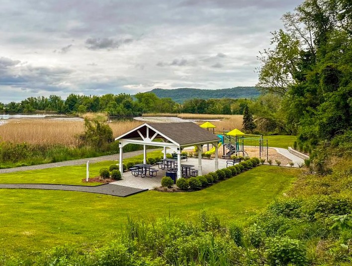 Find the Best Manufactured Home Communities | Stony Point, NY - Ba%20Mar%20pavillion%20and%20playground%20in%20Stony%20Point%20NY